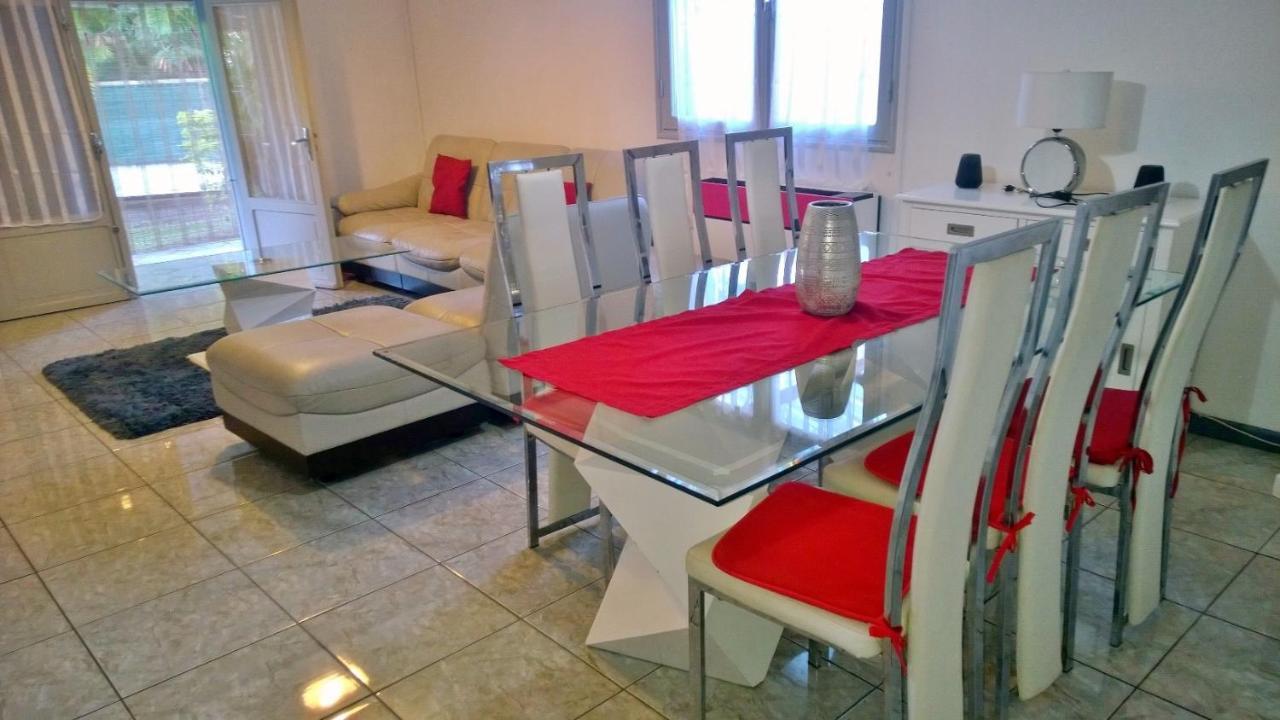 Les Bungalows Du Mont-Auban Sainte-Clotilde Zewnętrze zdjęcie