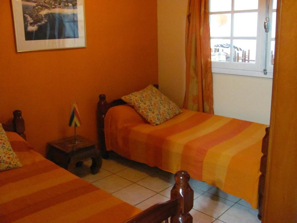 Les Bungalows Du Mont-Auban Sainte-Clotilde Zewnętrze zdjęcie